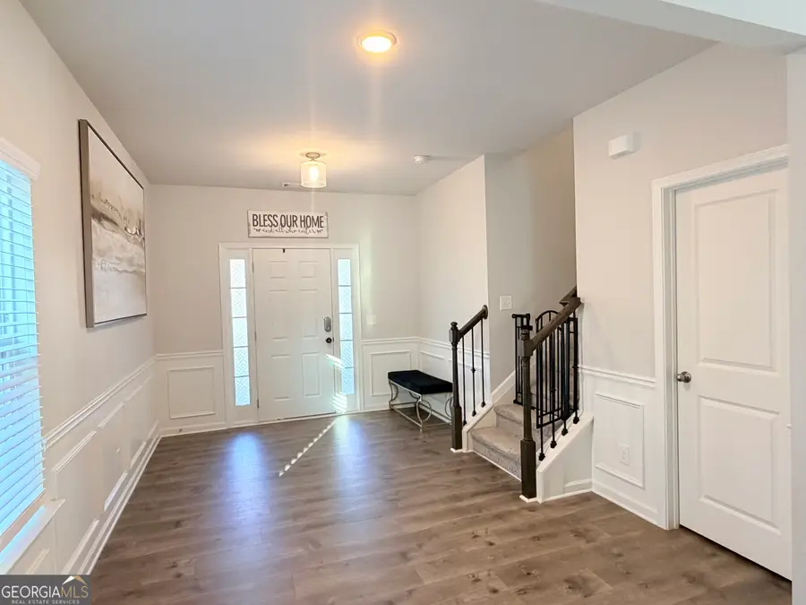 1040 Shadow Glen Drive, Fairburn, GA 30213 - Image #3