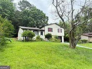 6692 Cambridge Drive, Rex, GA 30273