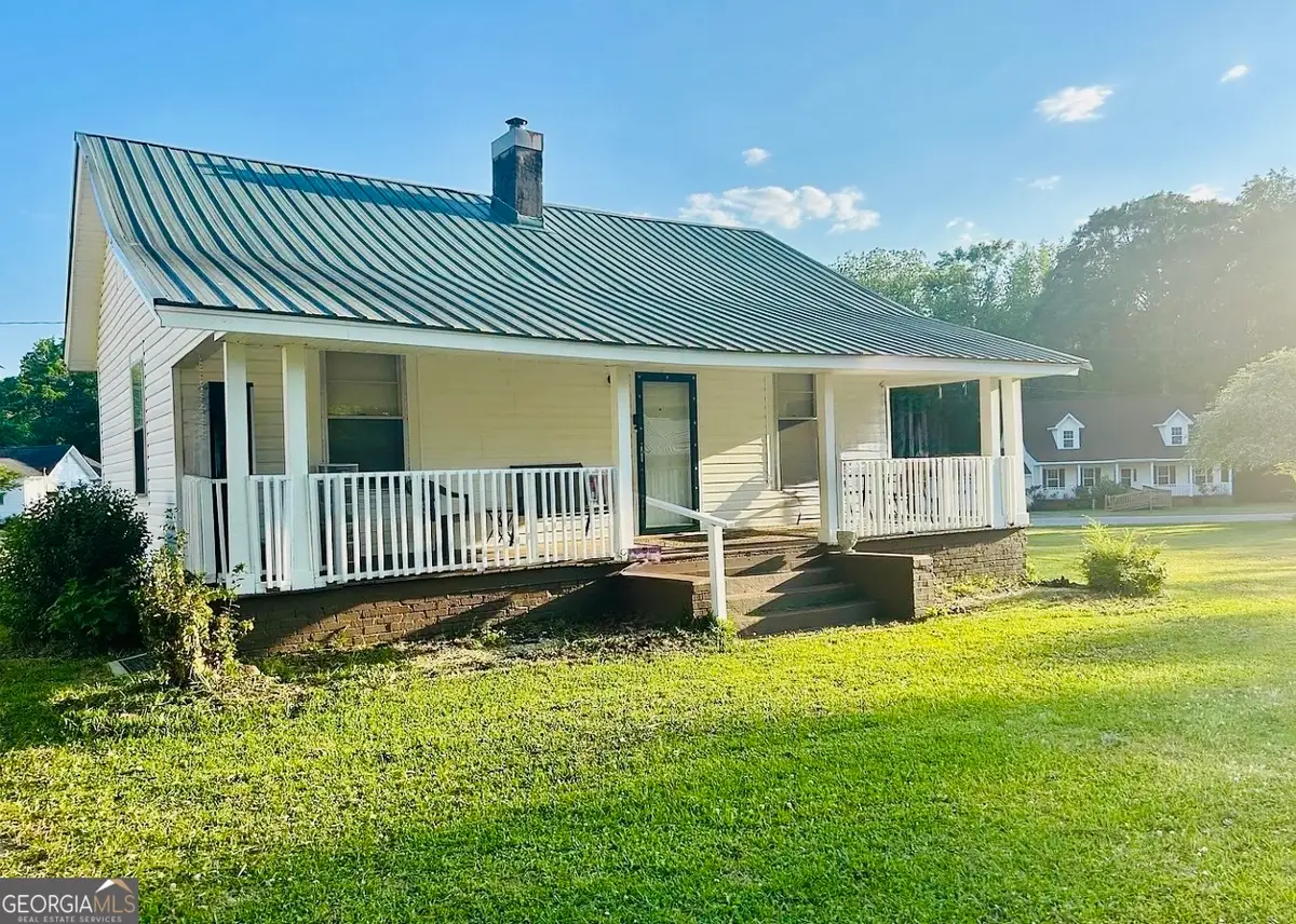 2408 37th Street, Valley, AL 36854 - Image #1