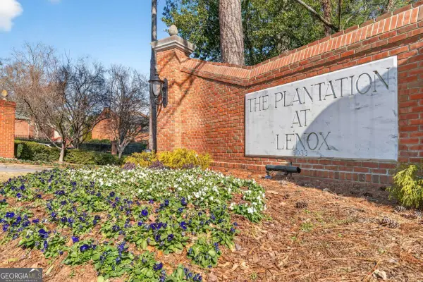 27405 Plantation Drive Ne, Atlanta, GA 30324