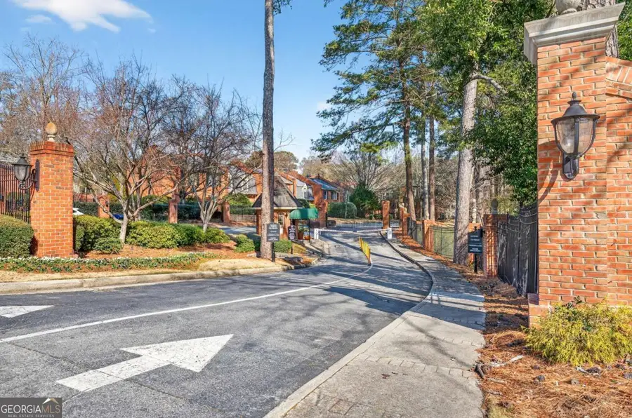 27405 Plantation Drive Ne, Atlanta, GA 30324 - Image #2