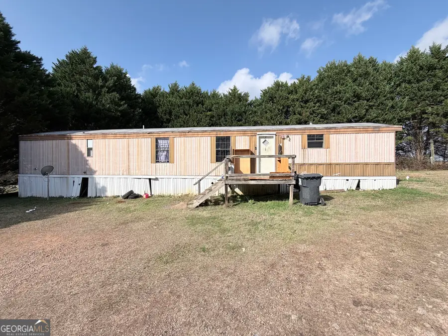 4334 Log Cabin Rd, White Plains, GA 30678 - #3