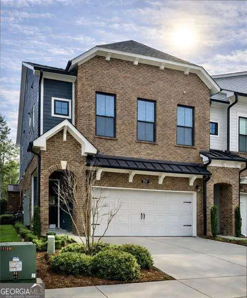 250 Walker Avenue, Roswell, GA 30076