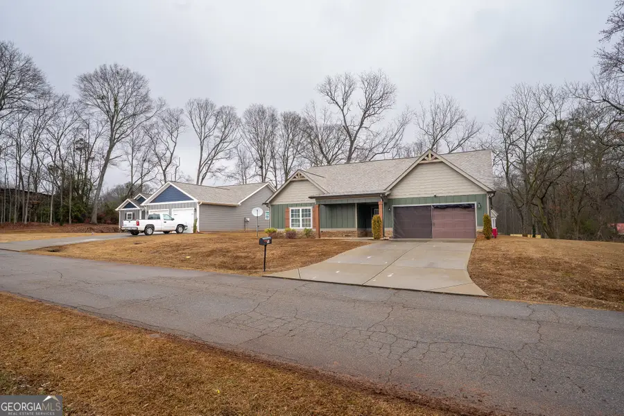 72 S Main Street, Maysville, GA 30558 - #3