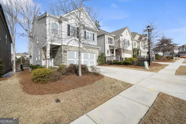 6379 Crosscreek Lane, Flowery Branch, GA 30542