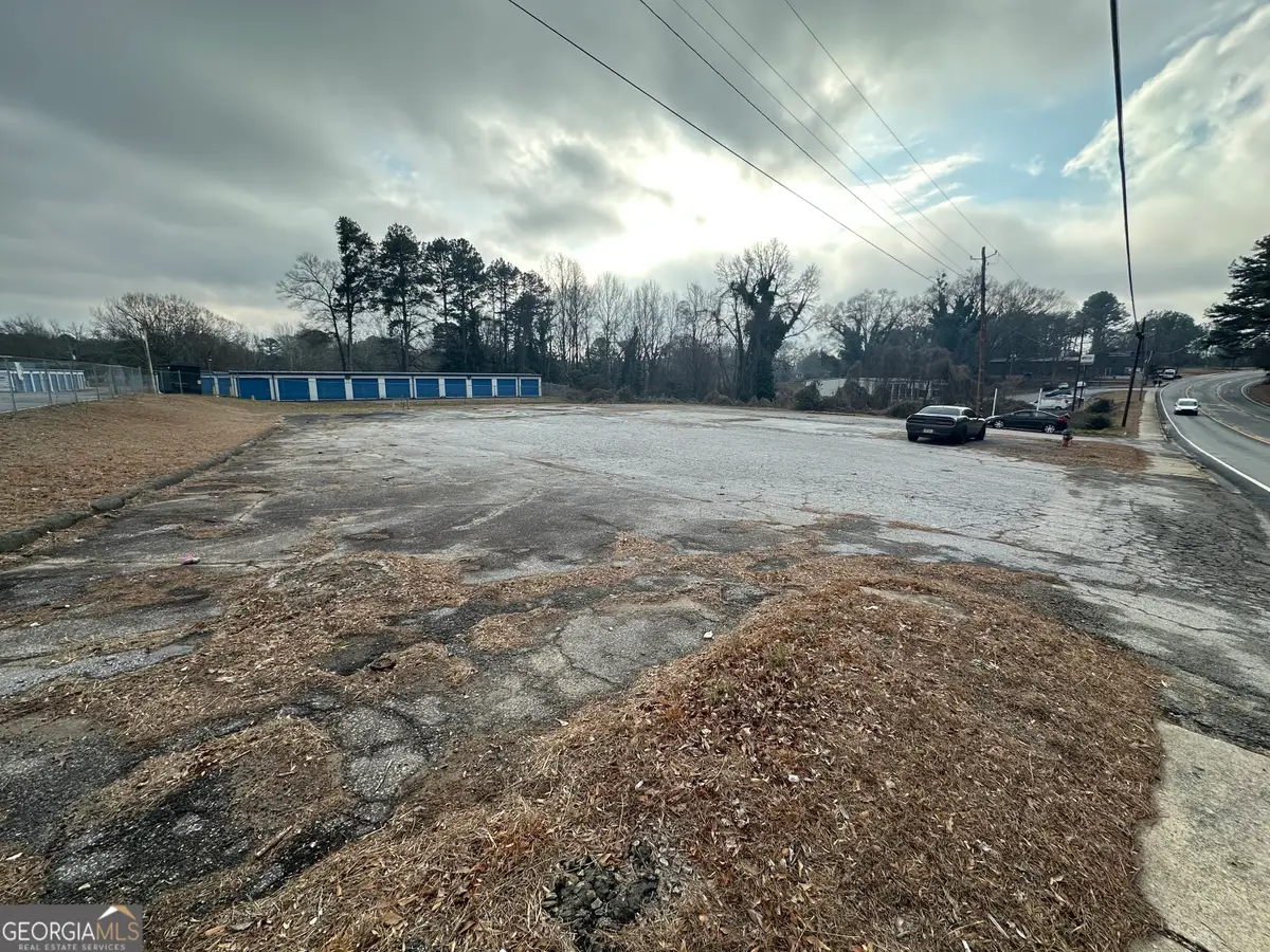 714 E Currahee Street, Toccoa, GA 30577 - #1