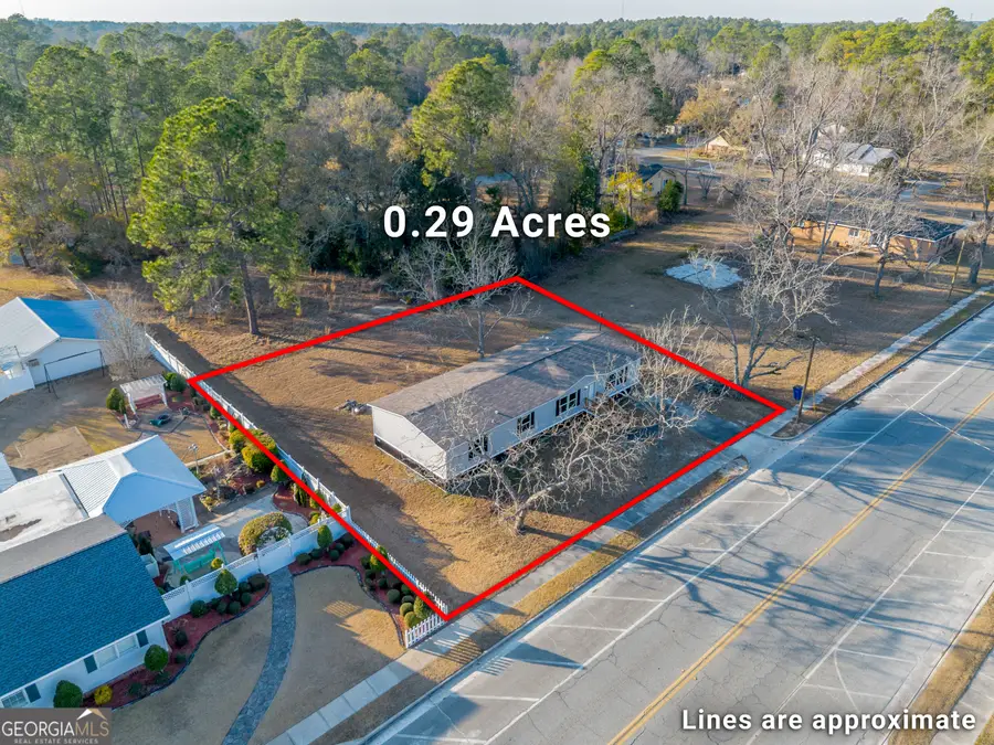 1808 Brunel Street, Waycross, GA 31503 - #3
