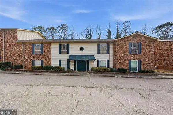 5506 Kingsport Drive, Atlanta, GA 30342