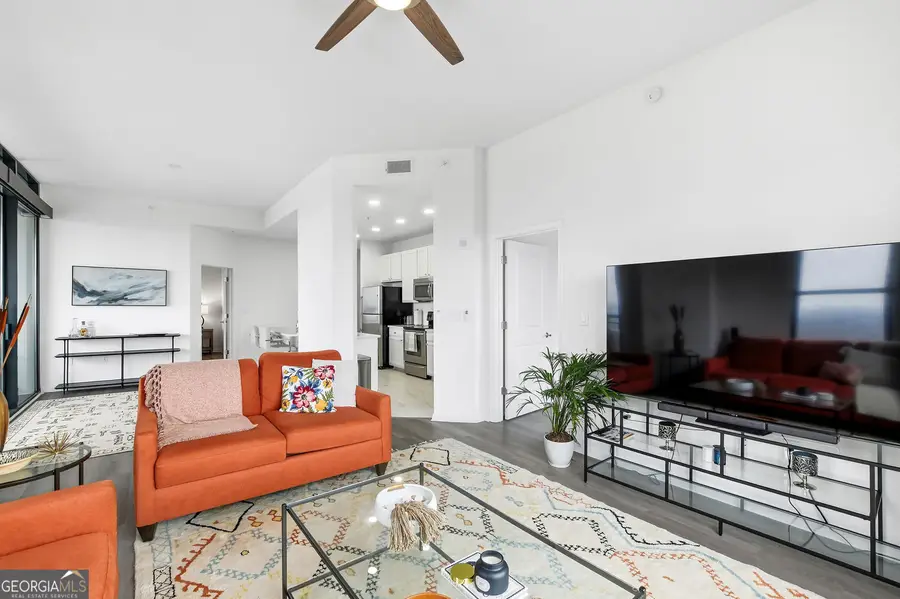 3040 Peachtree Road Nw #1811, Atlanta, GA 30305 - Image #3