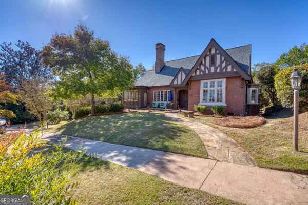 1007 4th Avenue, West Point, GA 31833