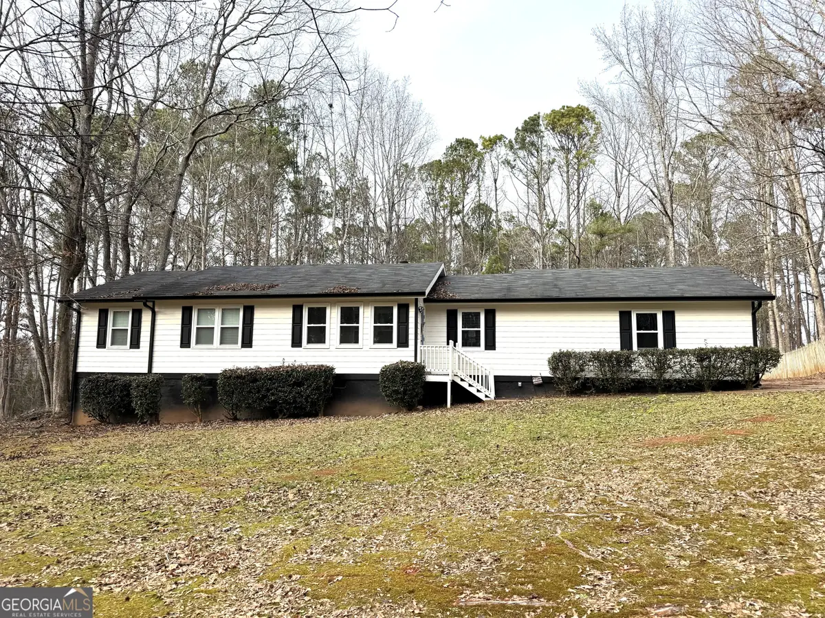 125 Pilgrim Way, Newnan, GA 30265 - Image #1