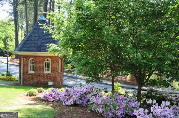 28214 Plantation Drive Ne, Atlanta, GA 30324