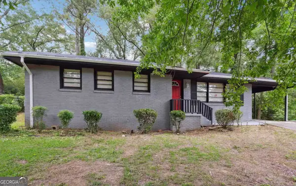1082 Holly Cirlce, Forest Park, GA 30297