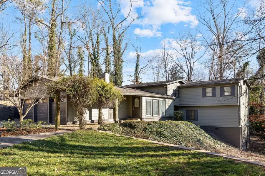 565 Timberland Drive, Atlanta, GA 30342 - Image #2