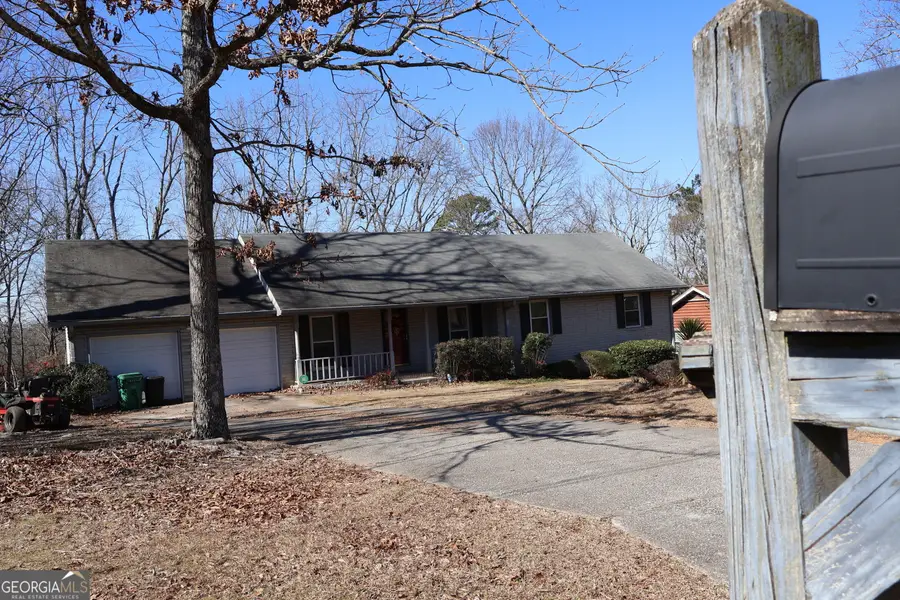 3263 Boulder Brook Dr, Lithonia, GA 30038 - Image #2