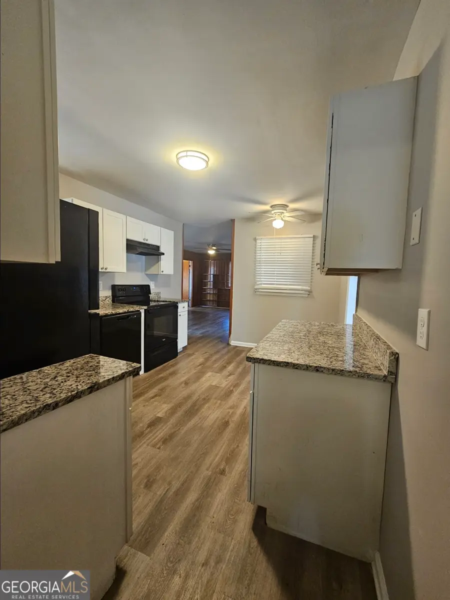 1058 Phillips Circle, Forest Park, GA 30297 - #2