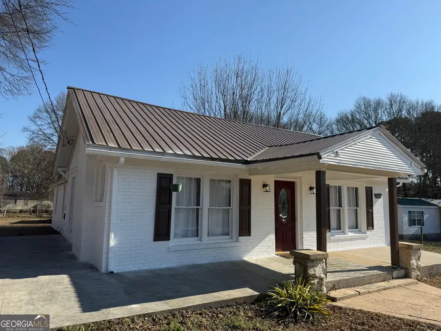 86 Luckie Street, Lavonia, GA 30553 - #3
