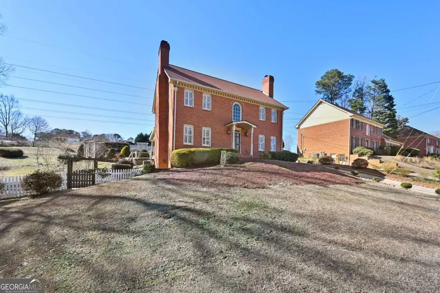 110 Amsterdam Drive Sw, Lilburn, GA 30047 - #3