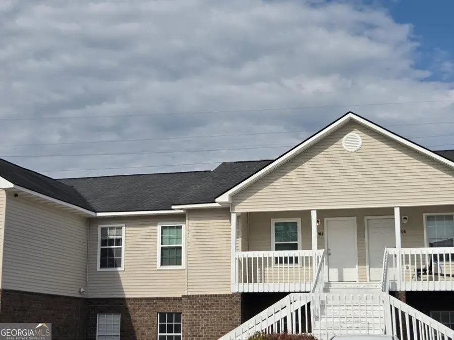 350 Beverly Street #104, Hinesville, GA 31313 - #2