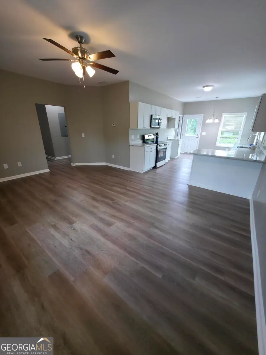 133 Charlotte Drive, Statham, GA 30666 - Image #2