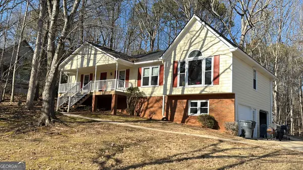 147 S Springwater Trace, Woodstock, GA 30188