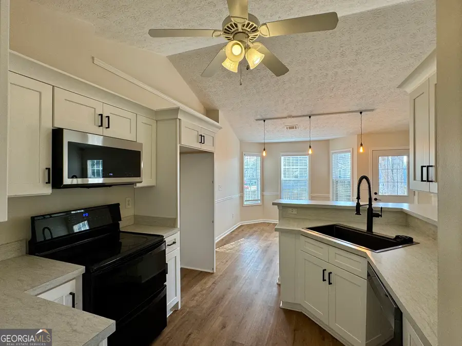 920 Roxeywood Drive, Winder, GA 30680 - #3