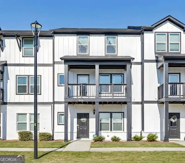 823 Mackay Creek, Woodstock, GA 30188