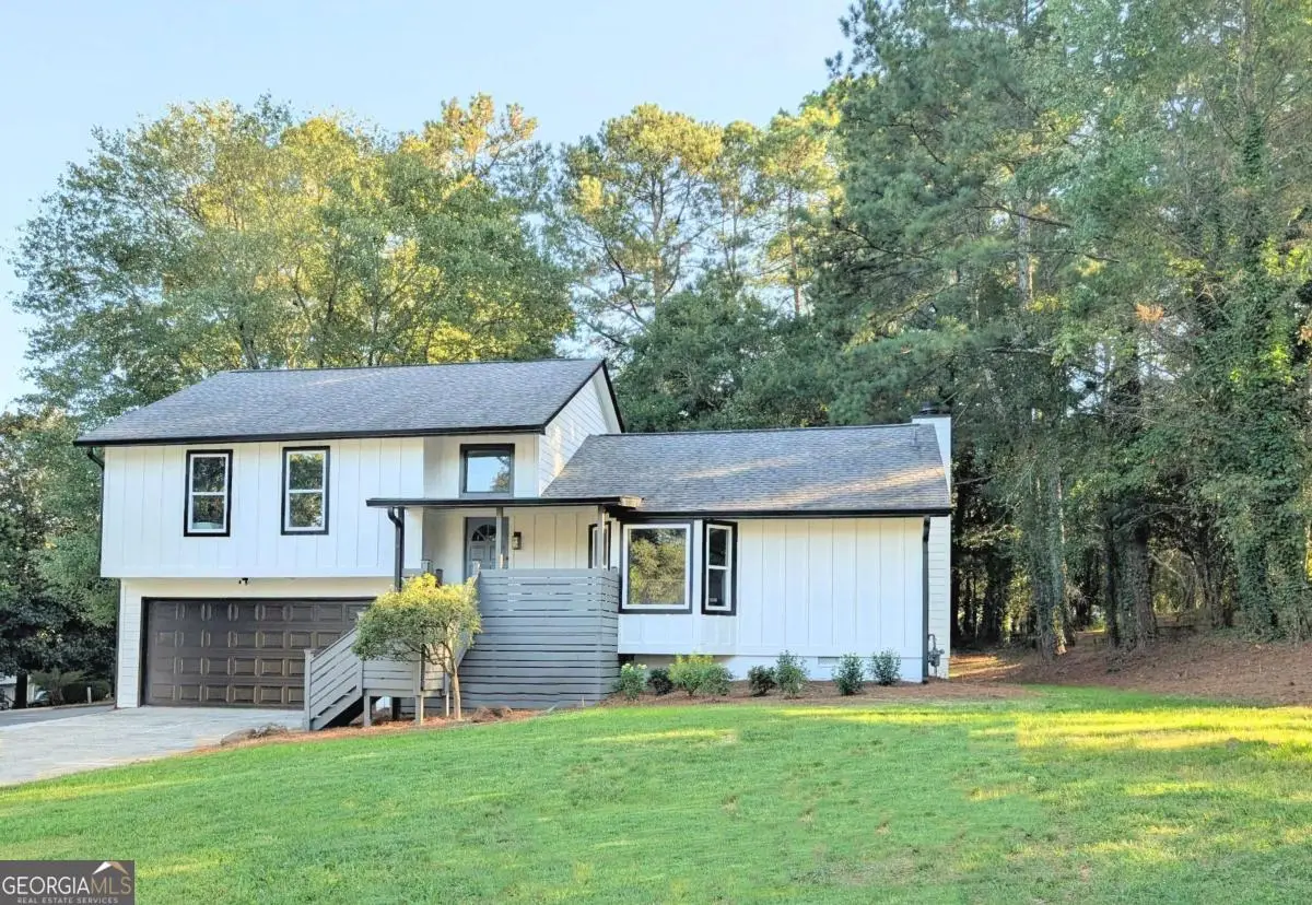 9760 Loblolly Lane, Roswell, GA 30075 - #1
