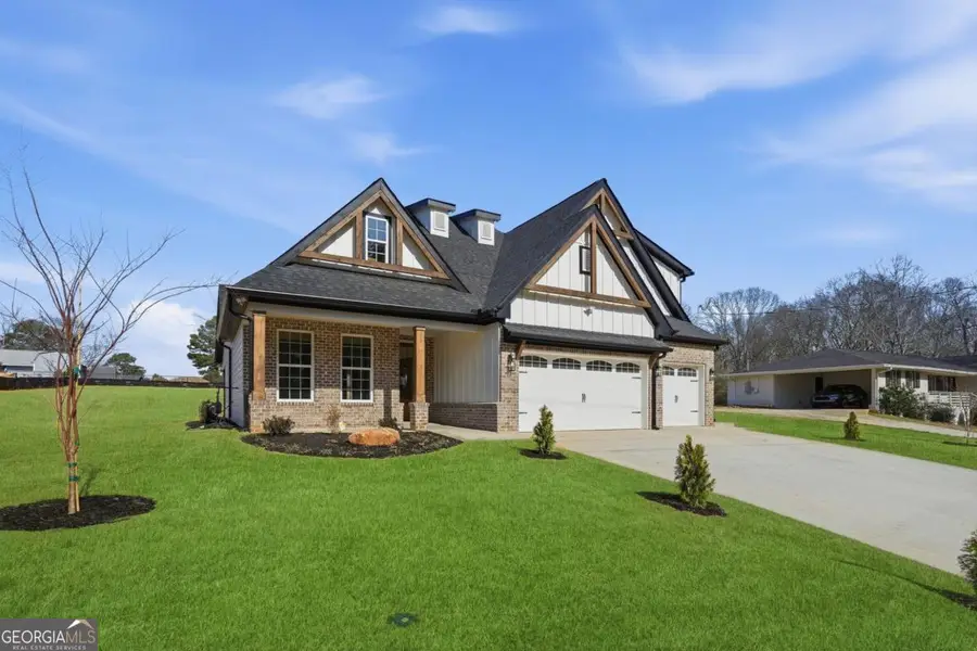 2322 Rockbridge Road Sw, Stone Mountain, GA 30087 - #2