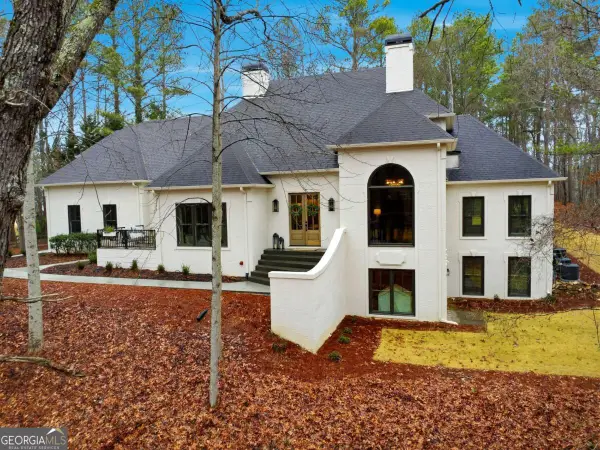 12995 Bucksport Drive, Roswell, GA 30075