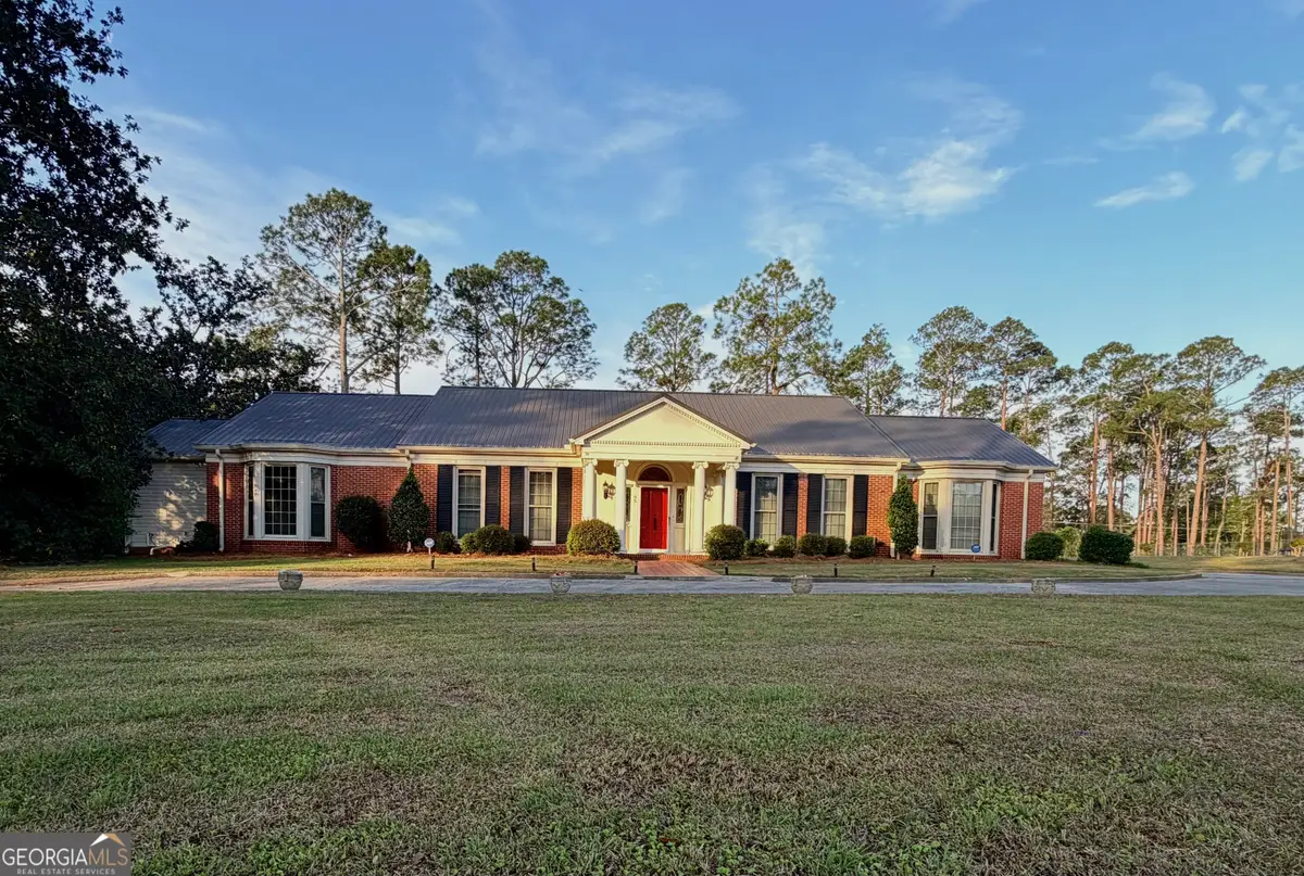 95 W Willow Creek Lane, McRae Helena, GA 31055 - #1