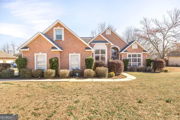 208 Twelve Oaks Drive, Warner Robins, GA 31088