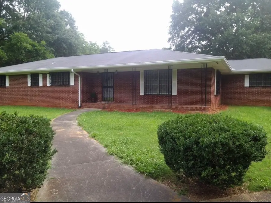 394 Fayetteville Road, Fairburn, GA 30213 - #2