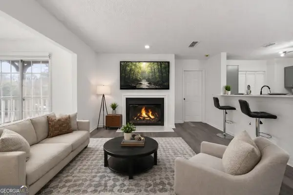 209 Mill Pond Court Se, Smyrna, GA 30082