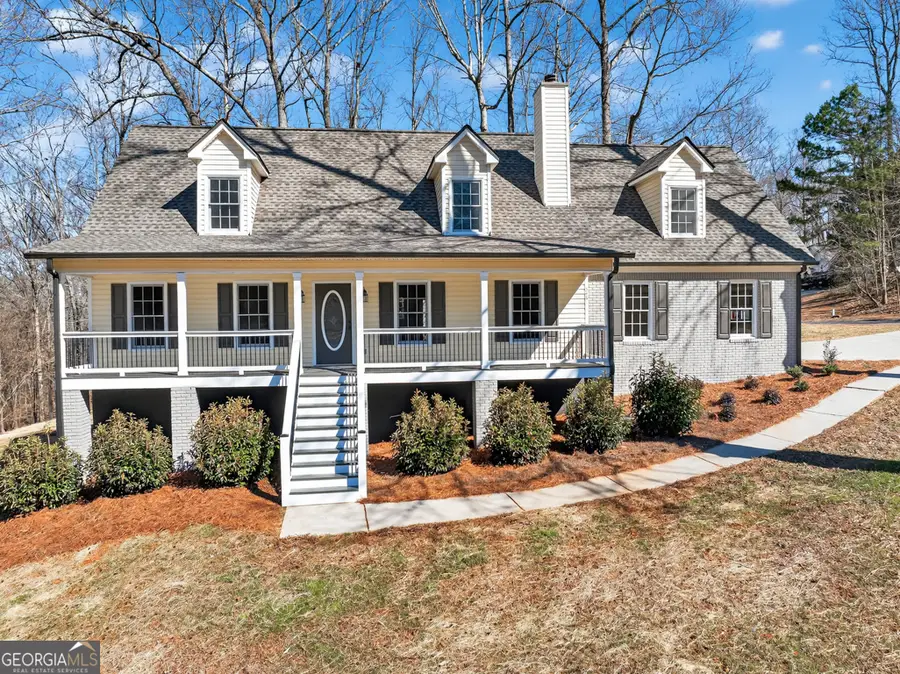 546 Creek View Drive, Hoschton, GA 30548 - #2