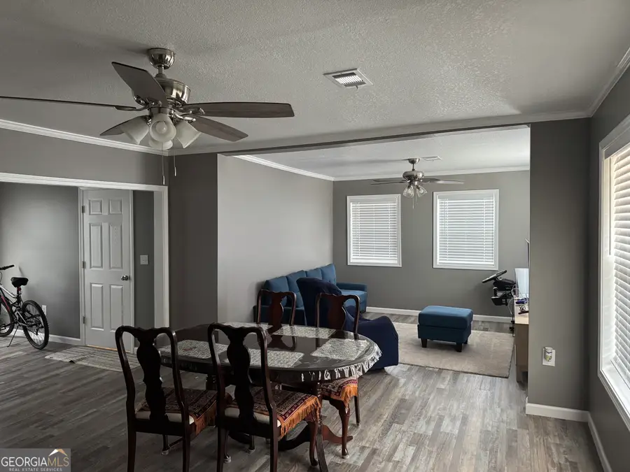 10 Grove Street, Hazlehurst, GA 31539 - #2