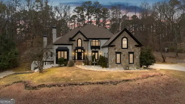 2878 Heather Row Ridge Sw, Lilburn, GA 30047