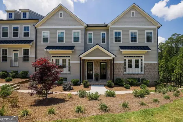 10055 River Rock Drive, Roswell, GA 30076