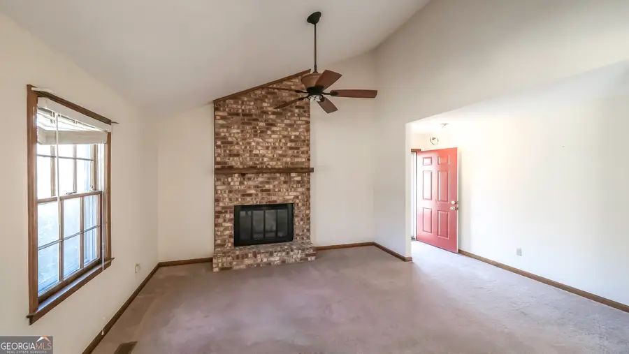 113 Oxford Square, Carrollton, GA 30117 - #2