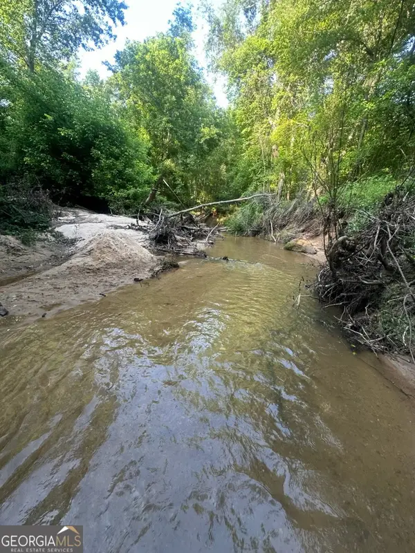 2607 Hughes Road, Bowman, GA 30624