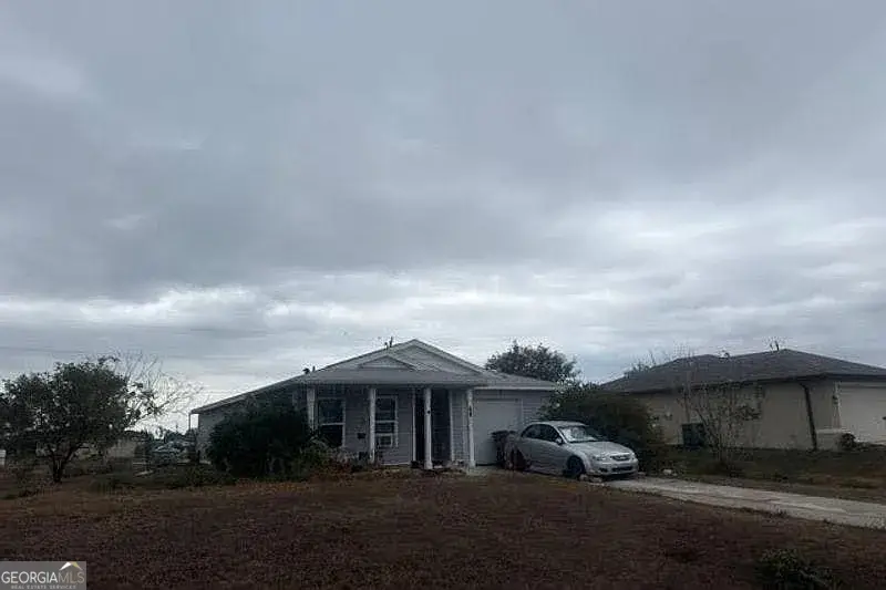 3021 NE 2nd Avenue, Cape Coral, FL 33909 - #3