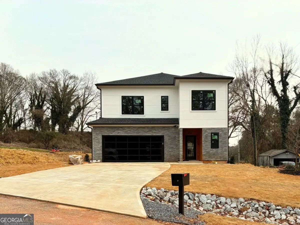 587 Woodland Avenue, Scottdale, GA 30079 - #1