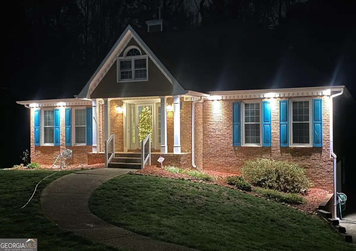 2001 Two Springs Way, Lawrenceville, GA 30043 - #1