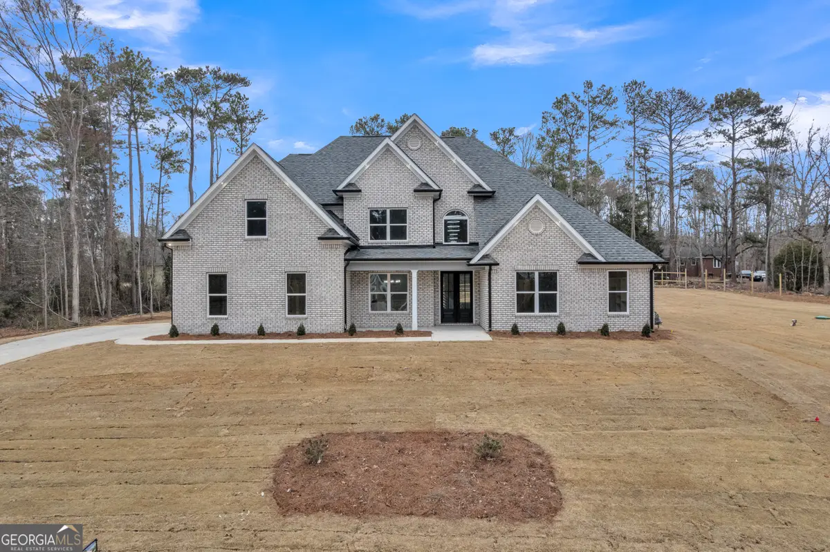 8257 Greenview Drive S, Jonesboro, GA 30236 - #1