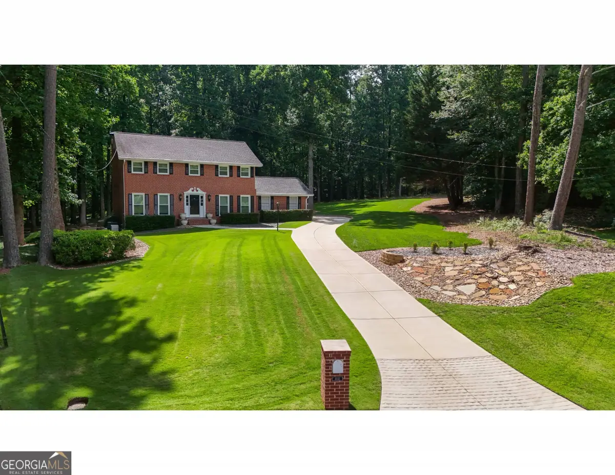 6041 Antebellum Drive, Stone Mountain, GA 30087 - #1