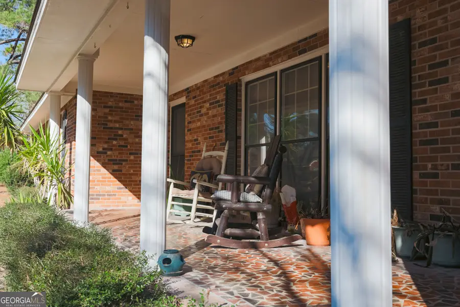 839 E Wacona Drive, Waycross, GA 31501 - #2