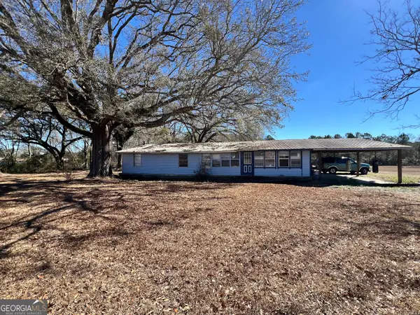 257 Dreggors Lane, Glennville, GA 30427