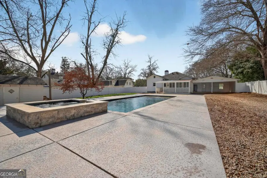 302 N Lafayette Street, Eatonton, GA 31024 - #2