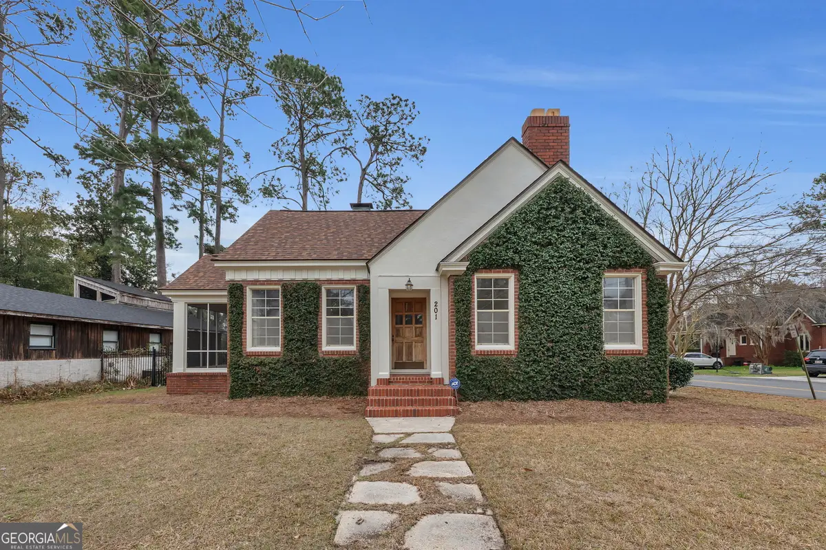 201 E Brookwood Place, Valdosta, GA 31602 - #1