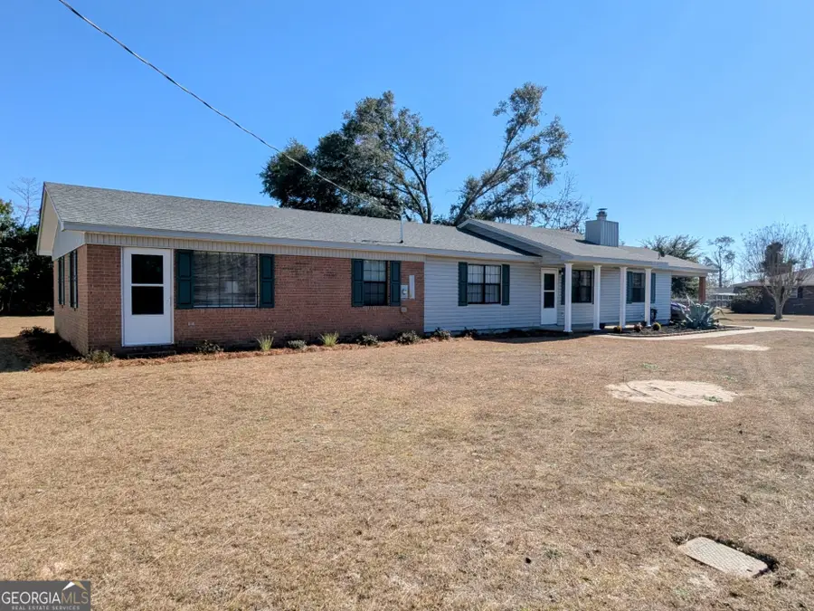 27 Park Avenue, Hazlehurst, GA 31539 - #3